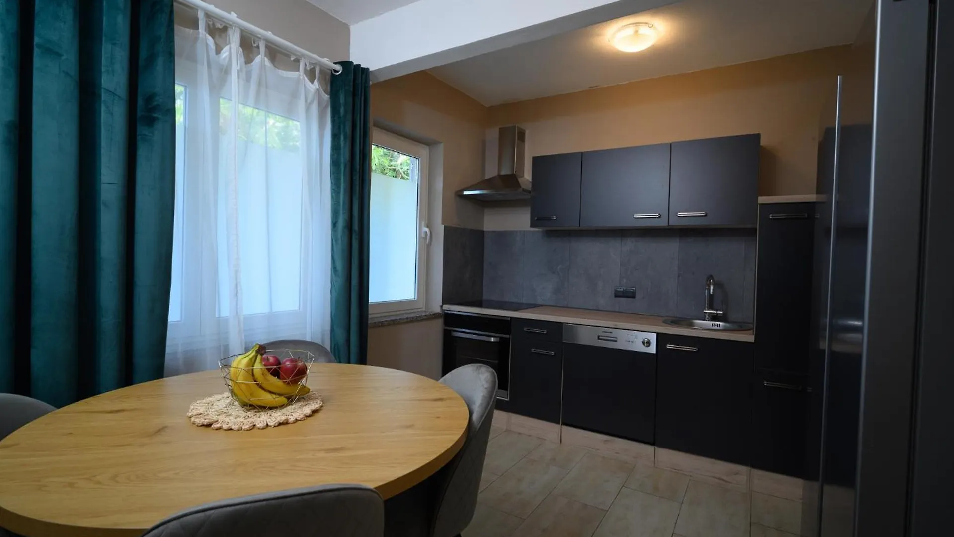 Mare E Monti Apartment Lovran